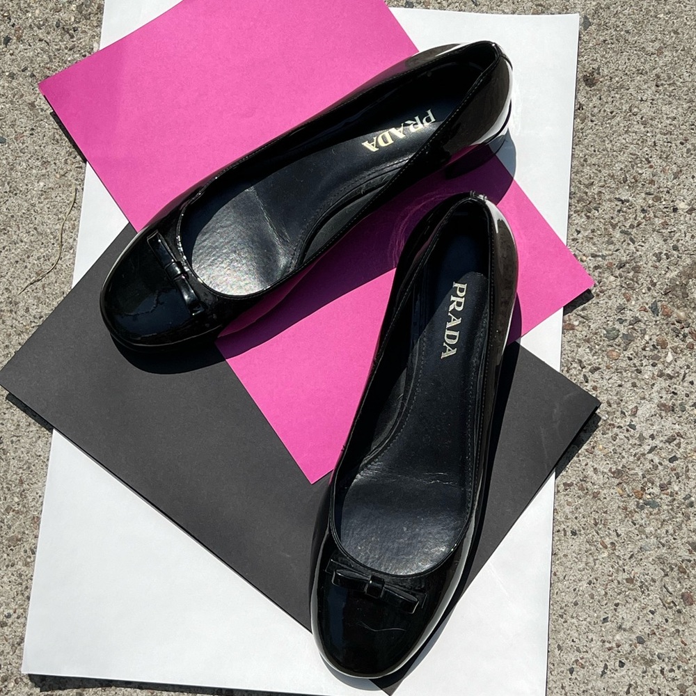Prada Ballerinas. Women’s size 11.